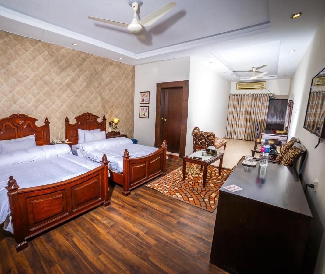 Отель Vip House Пешавар Экстерьер фото